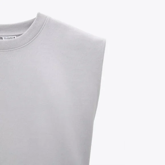 ZARA OVERSIZED CUT OUT SWEATSHIRT - Picture 3 of 5